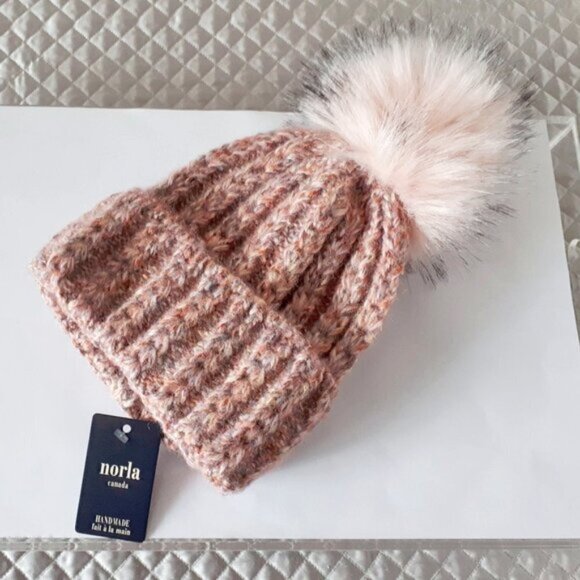 NWT Norla pink yarn knit faux fur pom pom beanie - Picture 3 of 3